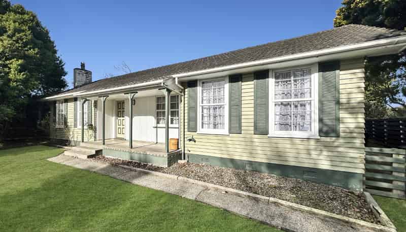 11 Wyndham Street, Awapuni