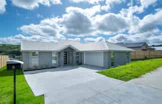 5 Awa Avenue, Helensville