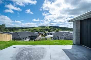 5 Awa Avenue, Helensville