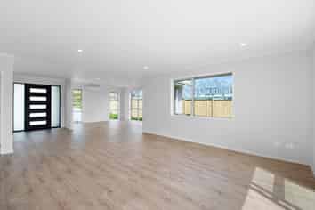 5 Awa Avenue, Helensville