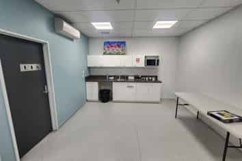 Versatile Warehouse Opportunity