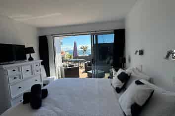 5/232 Lake Terrace, Waipahihi