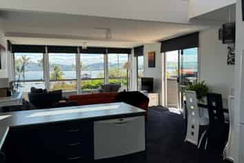 5/232 Lake Terrace, Waipahihi