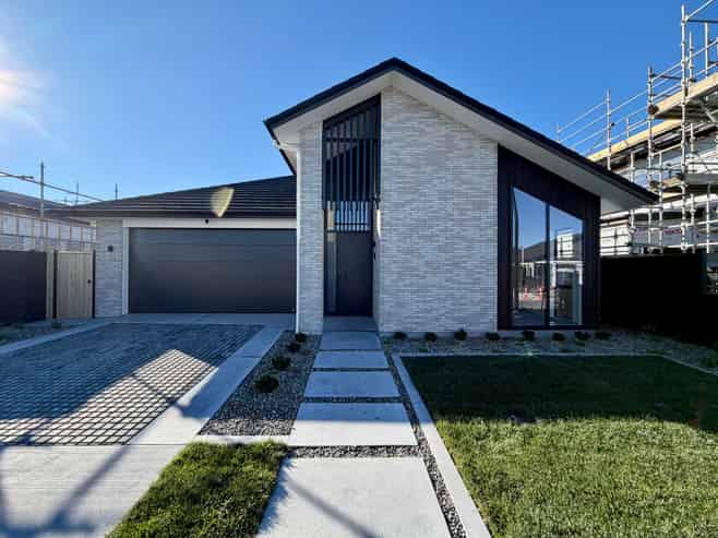 42 Kotiti Drive, Milldale