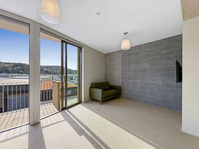 208/2 Campbell Terrace, Petone