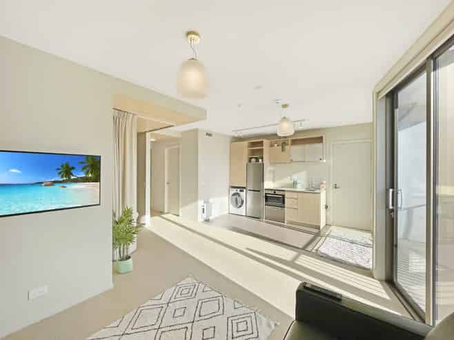 208/2 Campbell Terrace, Petone