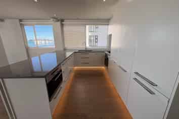 2/165 Tamaki Drive, Kohimarama