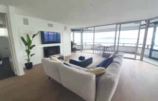 2/165 Tamaki Drive, Kohimarama