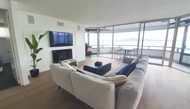 2/165 Tamaki Drive, Kohimarama