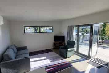 27 Tilden Avenue, Hillcrest