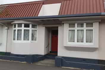 208 Hastings Street South, Hastings