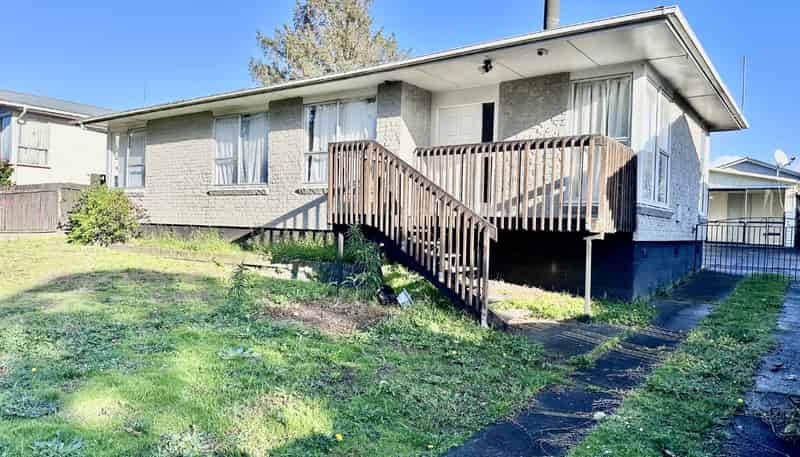 13 Carbery Place, Manurewa