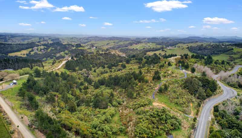 3044 Paparoa Oakleigh Road, Paparoa