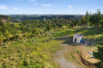 3044 Paparoa Oakleigh Road, Paparoa