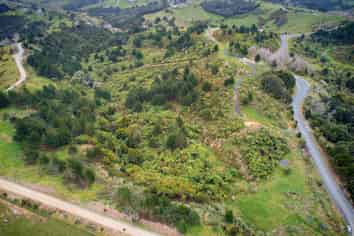 3044 Paparoa Oakleigh Road, Paparoa