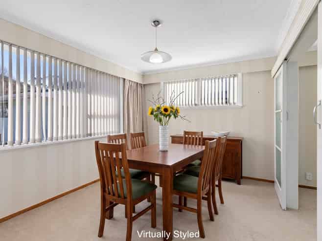 51 Holdsworth Avenue, Trentham