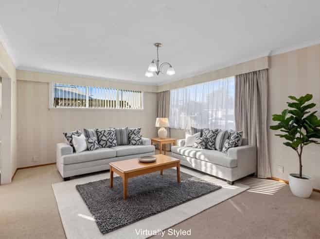 51 Holdsworth Avenue, Trentham