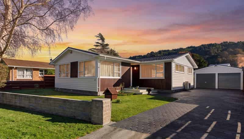 51 Holdsworth Avenue, Trentham
