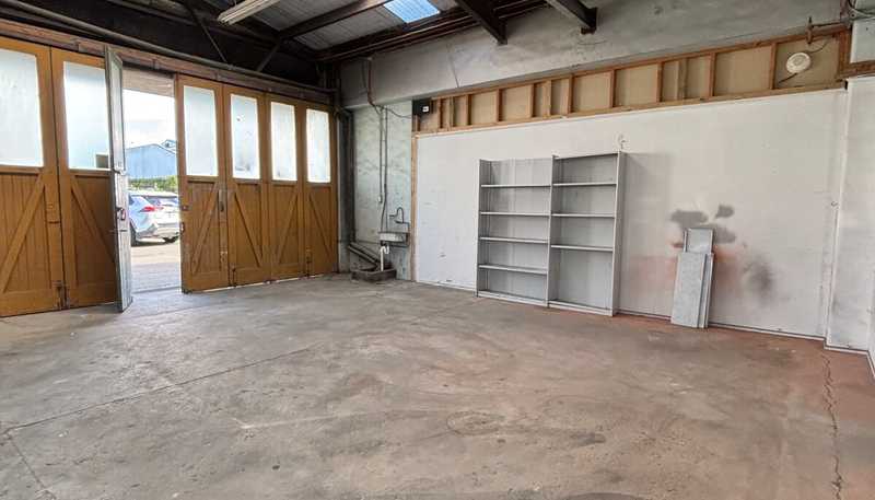 405-407 King Street North, Hastings