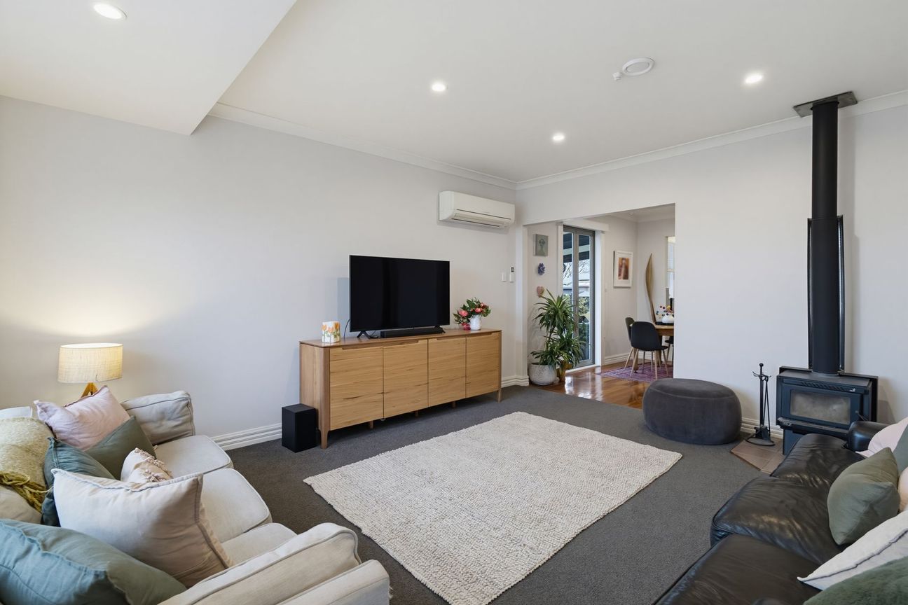 Office, Rumpus & Deck Space in Parkvale - Widok 4