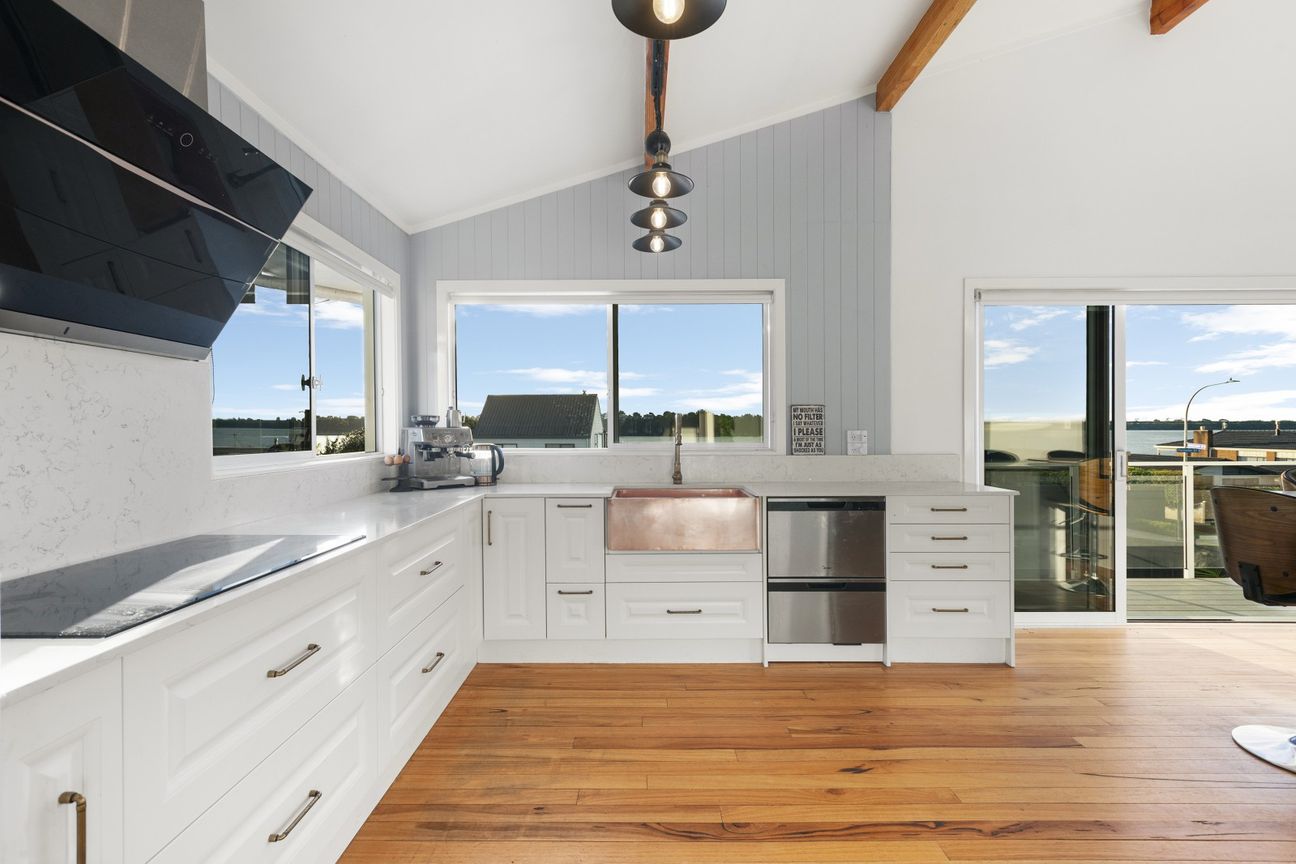 Spacious, Updated Home with Views & Pool - Ansicht 5