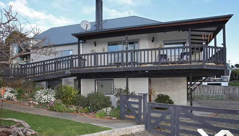 7 Brook Street (5&7), Riverton