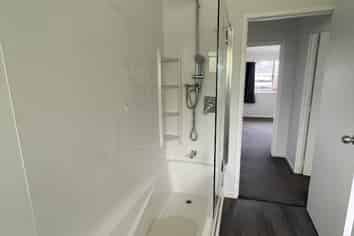 2/1 Pine street, New Lynn