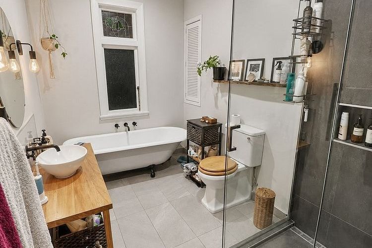 Fully Furnished Renovated Bungalow - Widok 3