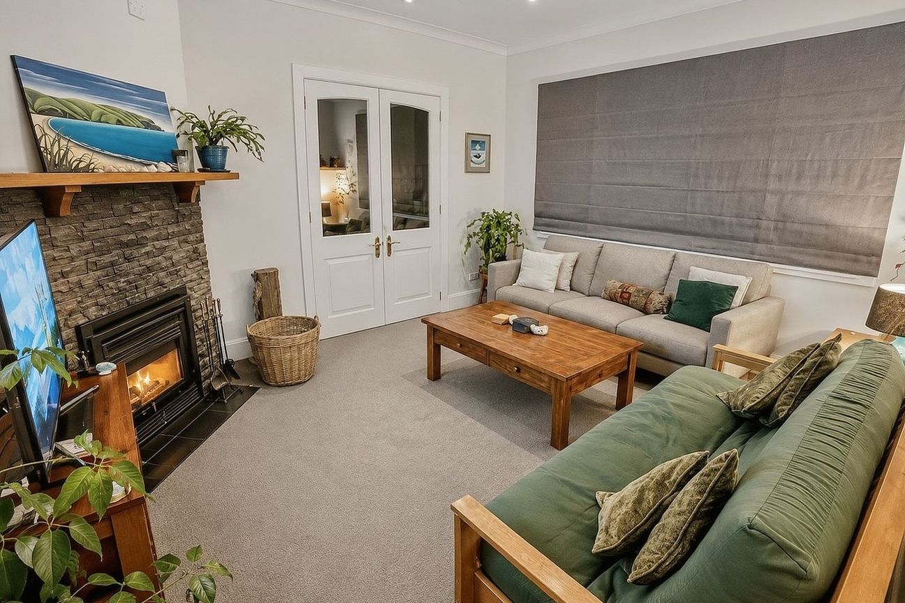 Fully Furnished Renovated Bungalow - Widok 2