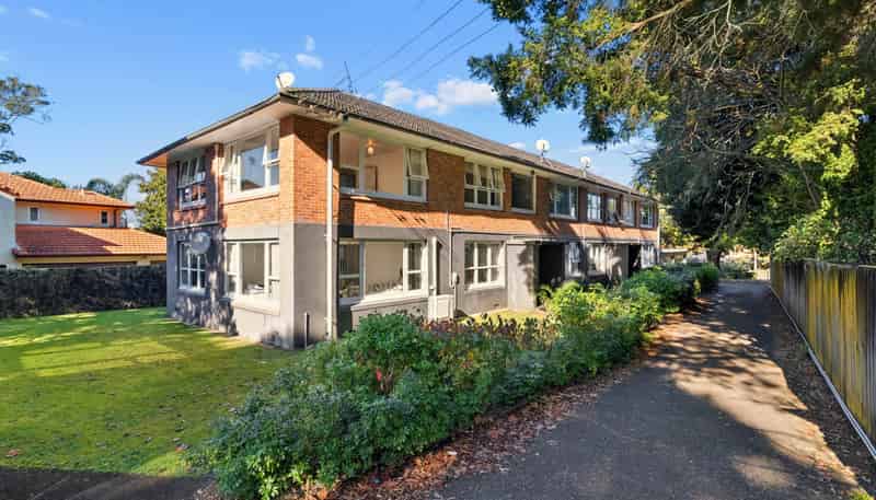 2/44 Owens Road, Epsom