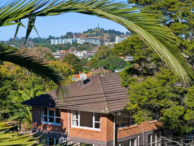 2/44 Owens Road, Epsom