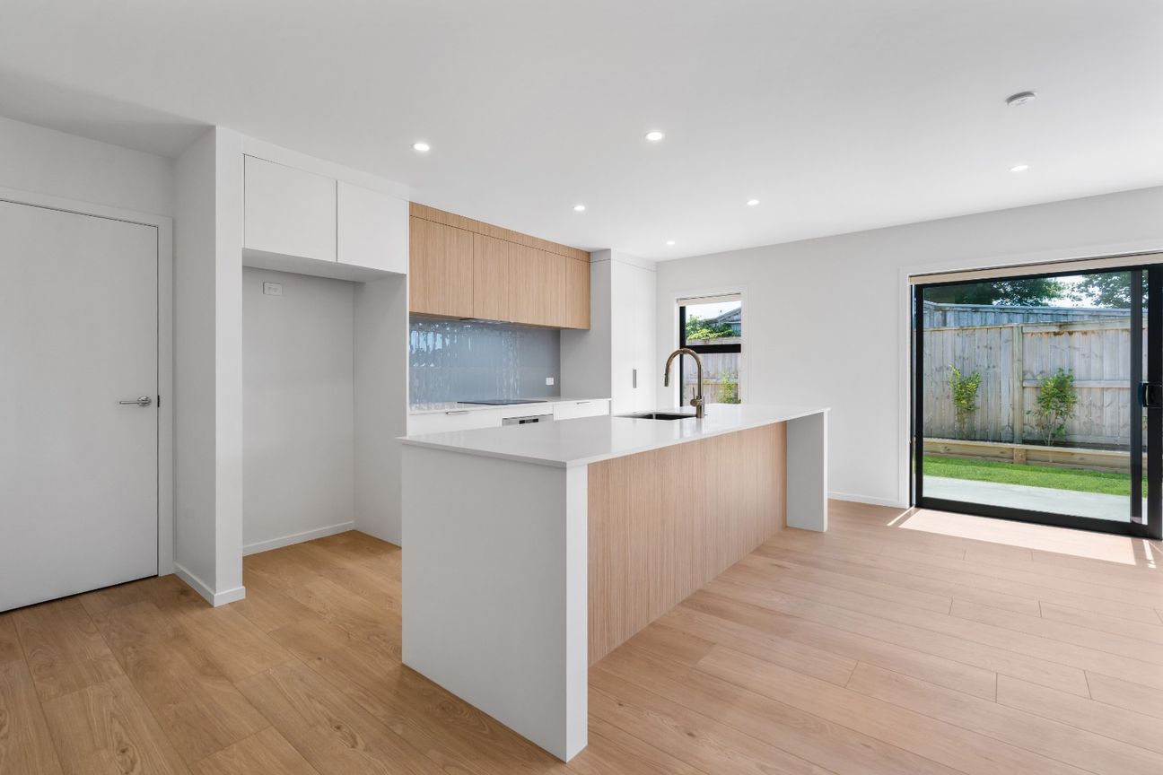 Newly built 3 bedroom home - Więcej