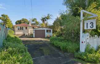 13 Ward Crescent, Te Atatu Peninsula