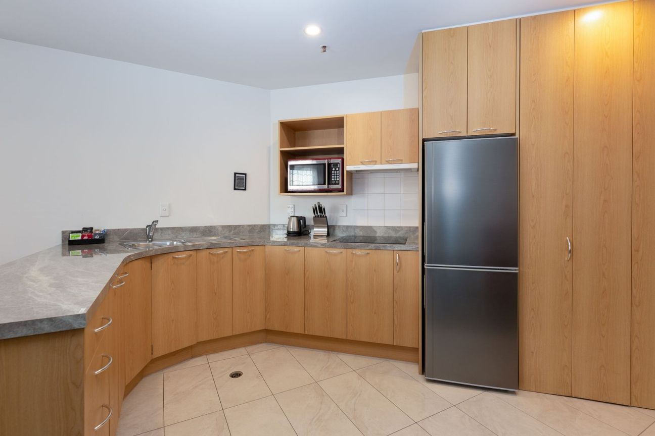 Central city living - utilities included! - Bild 3