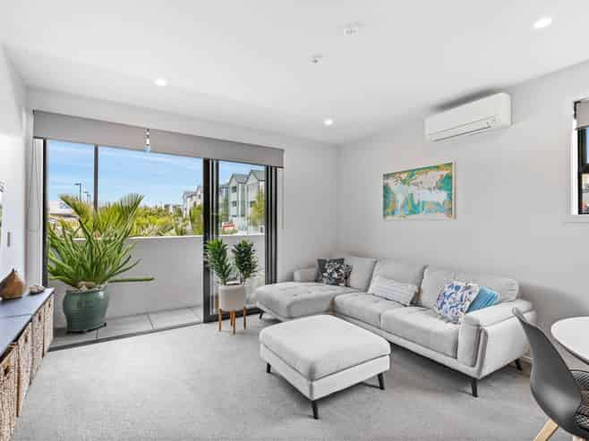 29/4 Stables Lane, Millwater