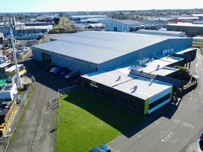 Prime industrial warehouse, yard and office