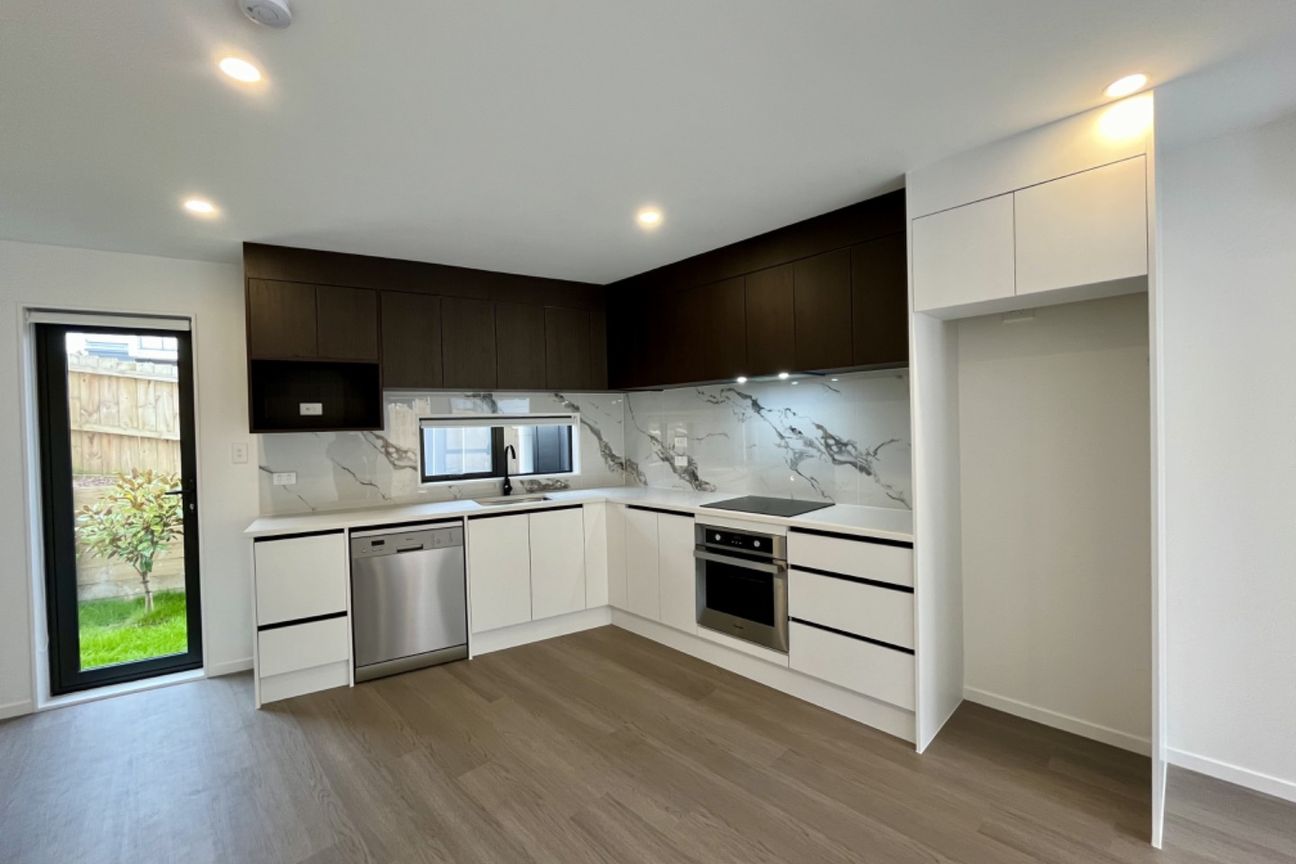 Brand new three bedroom - View 2