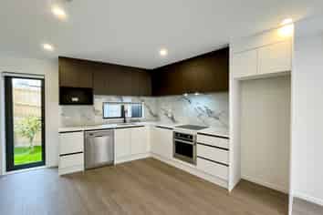 12B Massine Place, Randwick Park