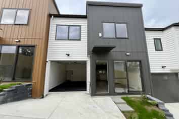 12B Massine Place, Randwick Park