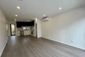 12B Massine Place, Randwick Park
