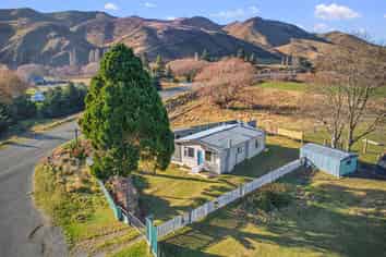 6015 Hakataramea Highway, Kurow