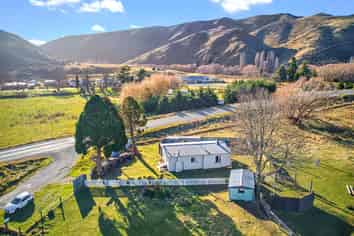 6015 Hakataramea Highway, Kurow