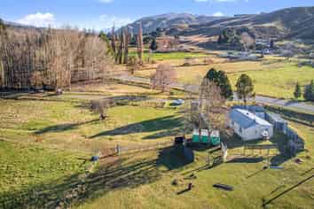6015 Hakataramea Highway, Kurow