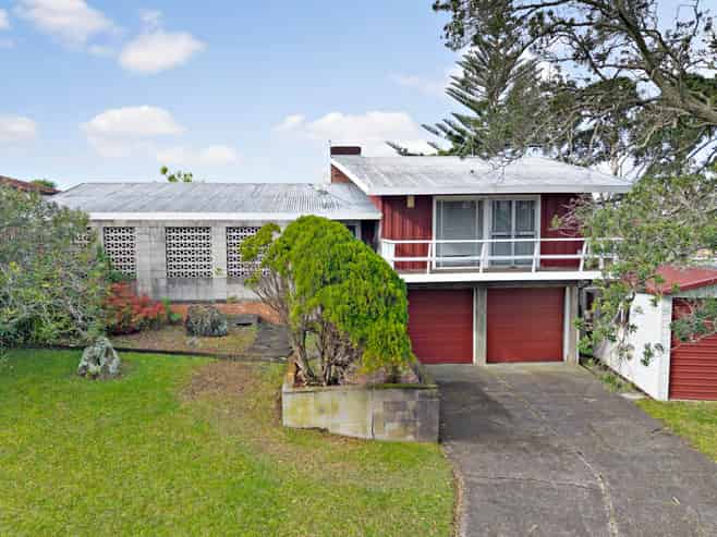 1 Kennedy Avenue, Forrest Hill