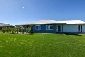 12 Fantail Avenue, Carterton
