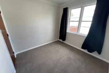 355 Botanical Road, West End