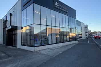 558 sqm High Stud Warehouse - Onehunga