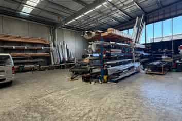 558 sqm High Stud Warehouse - Onehunga