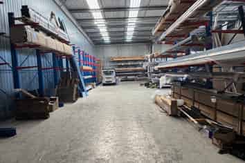 558 sqm High Stud Warehouse - Onehunga