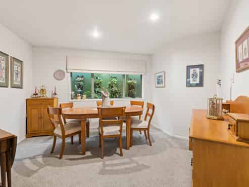 11 Kilimanjaro Drive, Northpark